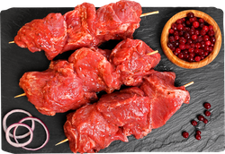 Шашлык из свиной шеи в брусничном маринаде ЛЕНТА FRESH, крупный план