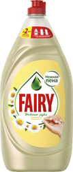 Средство для мытья посуды FAIRY Нежные руки Ромашка и витамин Е, 1.35л, крупный план