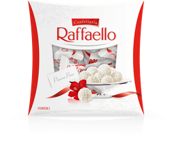 Конфеты RAFFAELLO с цельным миндальным орехом в кокосовой обсыпке, 240г, детальное фото