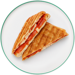Панини с пепперони и моцареллой ЛЕНТА FRESH до 1кг, крупный план