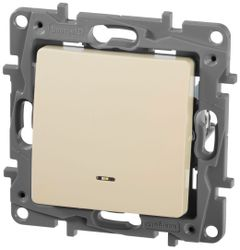 Переключатель 1-клавишный Legrand Etika 672315 слоновая кость, крупный план
