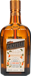 Ликер COINTREAU 40%, крепкий, 0.7л, крупный план