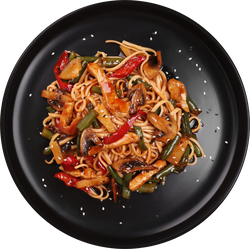 Вырезка свиная WOK в кисло-сладком соусе c яичной лапшой, весовая, крупный план