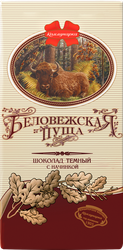 Шоколад темный КОММУНАРКА Беловежская пуща с желейной начинкой и ароматом джина, 90г, крупный план