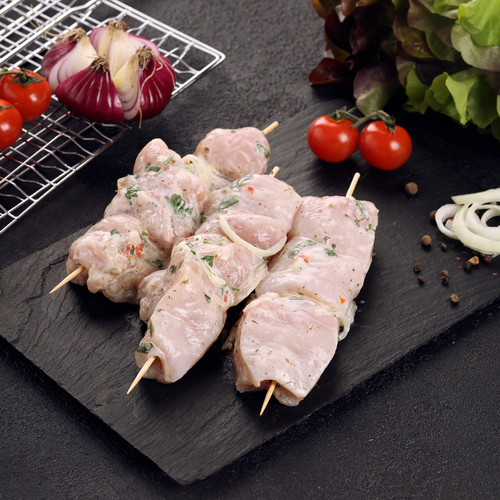 Шашлык из филе куриной грудки Деликатесный ЛЕНТА FRESH, крупный план