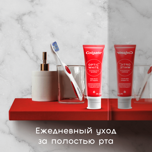 Зубная паста COLGATE Optic White Искрящаяся мята отбеливающая, 75мл, крупный план