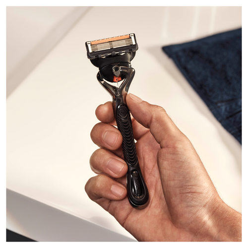 Бритва GILLETTE Fusion5 ProGlide, с 1 сменной кассетой, крупный план