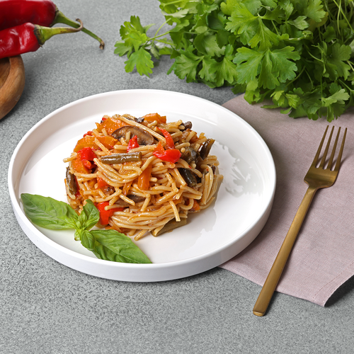 Спагетти По-восточному с овощами ЛЕНТА FRESH, весовые, вид