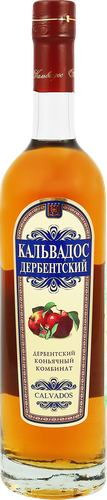 Кальвадос ДЕРБЕНТСКИЙ Российский ординарный 40%, 0.5л, крупный план