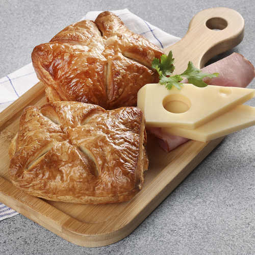 Слойка с ветчиной и сыром ЛЕНТА FRESH, 100г, детальное фото