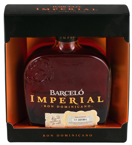 Ром BARCELO Imperial выдержанный 38–40%, п/у, 0.7л, крупный план