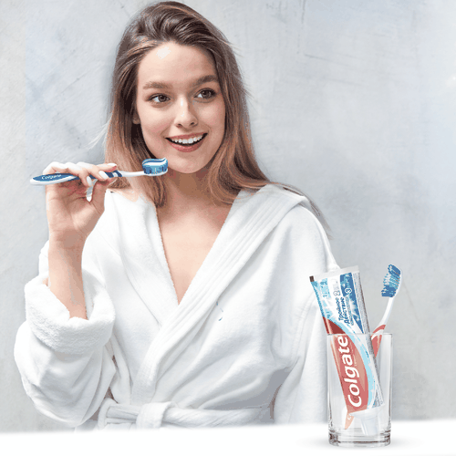 Зубная паста COLGATE Тройное действие Экстра отбеливание для восстановления естественной белизны зубов с первого применения, 100мл, фотография