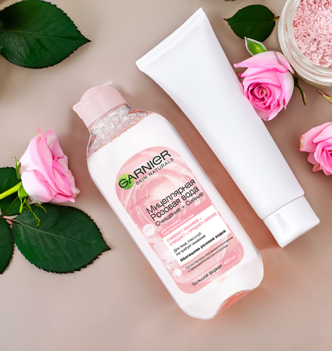 Вода мицеллярная для лица GARNIER Розовая вода Очищение+Сияние, для тусклой и чувствительной кожи, 400мл, крупный план