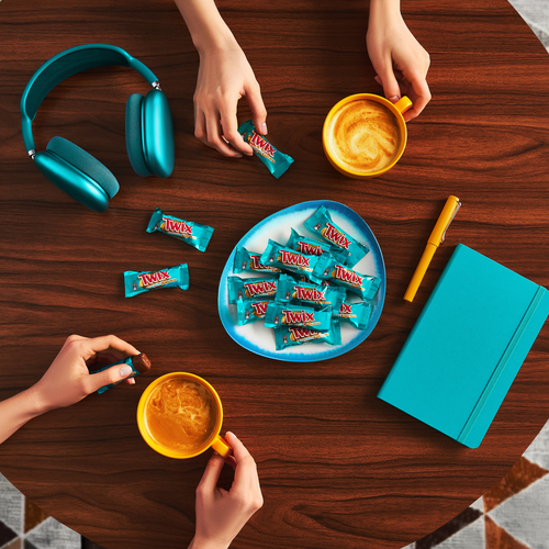 Печенье сахарное TWIX Minis Соленая карамель, покрытое молочным шоколадом, весовое, фото