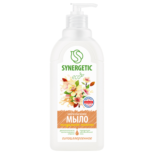 Жидкое мыло для рук и тела SYNERGETIC Миндальное молочко, 500мл, крупный план