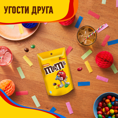 Драже M&M'S Арахис, 80г, крупный план