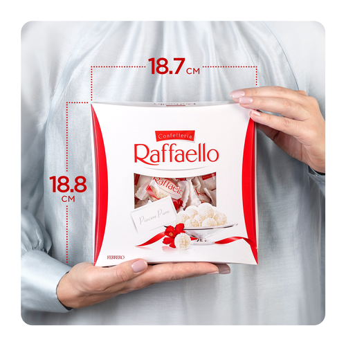 Конфеты RAFFAELLO с цельным миндальным орехом в кокосовой обсыпке, 240г, фотография