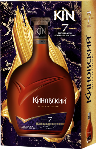 Коньяк КИНОВСКИЙ выдержанный КВ 7 лет 40%, п/у, 0.5л, крупный план