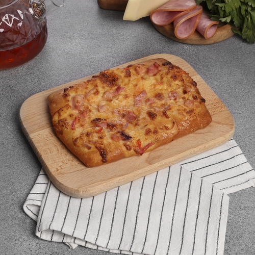 Лепешка с начинкой Пицца, 150г, крупный план