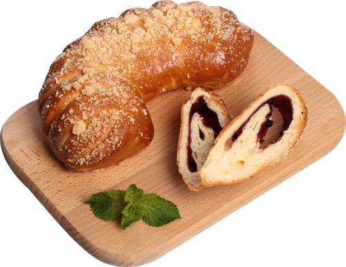 Рогалик с черной смородиной, 170г, крупный план