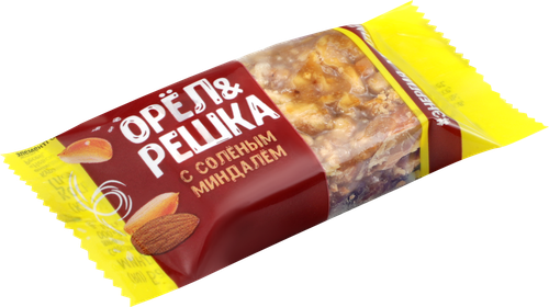 Батончик ОРЕЛ&nbsp;И&nbsp;РЕШКА с&nbsp;арахисом&nbsp;и&nbsp;соленым&nbsp;миндалем, весовой, крупный план
