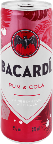 Напиток слабоалкогольный BACARDI Bacardi & Cola, на основе рома Bacardi Carta Blanca и напитка со вкусом колы 5%, 0.25л, крупный план