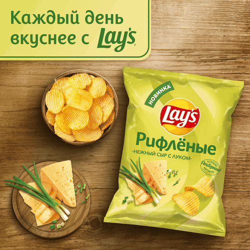 Чипсы картофельные LAY'S Нежный сыр с луком, рифленые, 105г, фотография