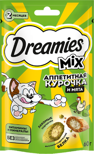 Лакомство для кошек DREAMIES Mix (Микс) курица, кошачья мята, 60г, крупный план