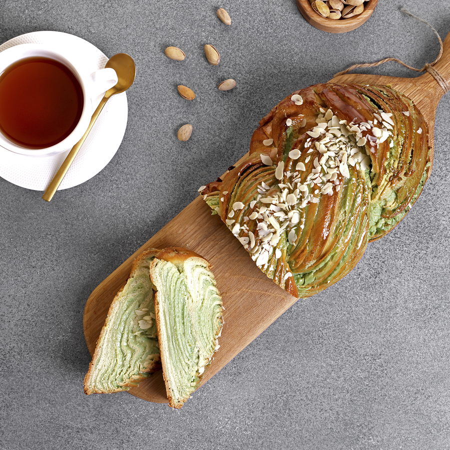 Сдобный крутень ЛЕНТА FRESH с начинкой фисташка, превью