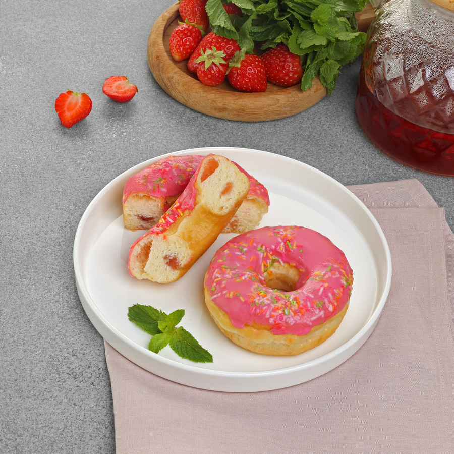 Донат ЛЕНТА FRESH с клубничным кремом, 65г, превью