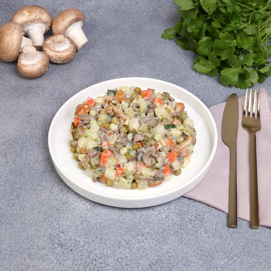 Салат РЕСТО ШИК Оливье с жареными шампиньонами, постный, 200г, превью