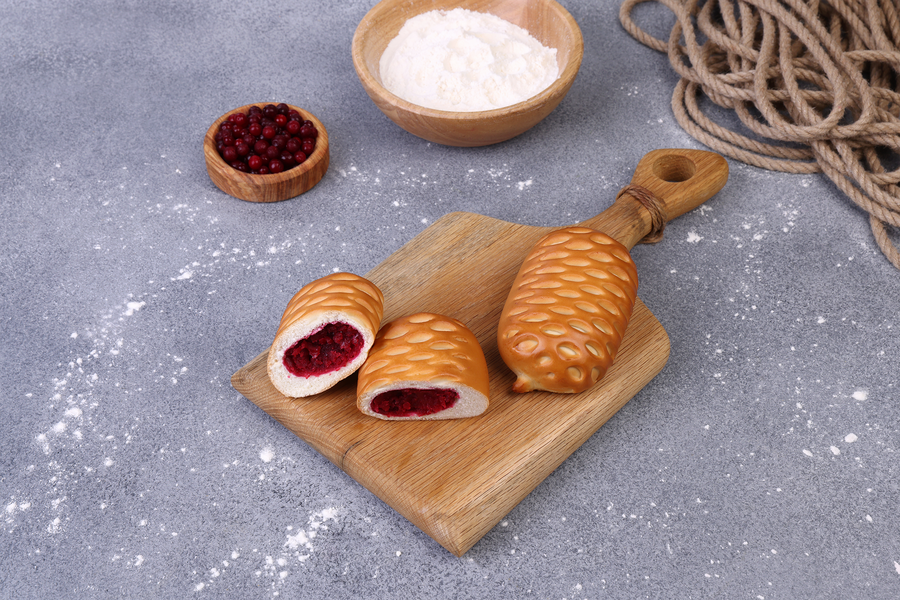 Пирожок с брусникой, 60г, предпросмотр