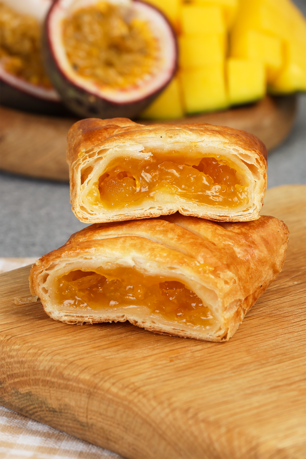 Слойка с начинкой манго-маракуйя, 65г, предпросмотр
